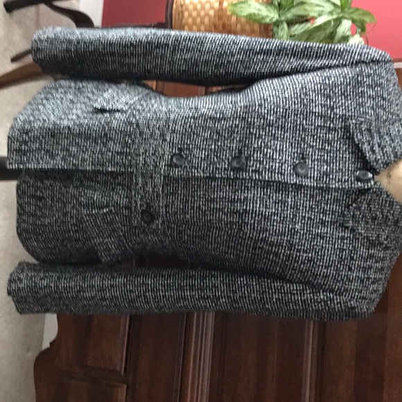 Jones of New York Back & White Tweed Blazer! - Picture 3 of 4